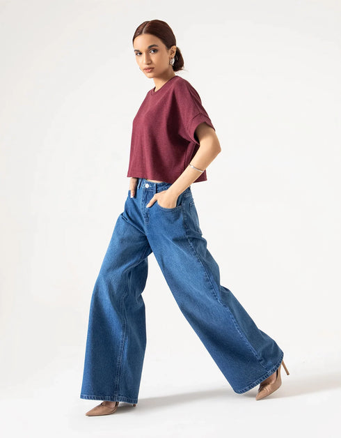 TEXTURED BOXY CROPPED TEE